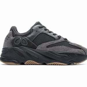 Adidas Yeezy Boost 700 “Utility Black” (FV5304)